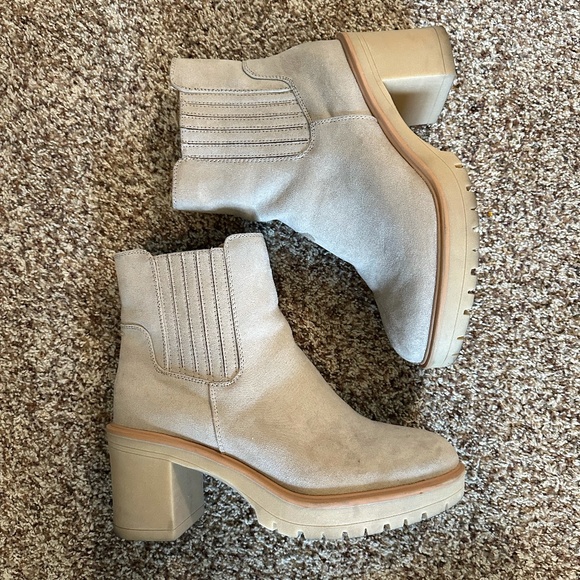 Suede Boot with Block Heel - Picture 5 of 5